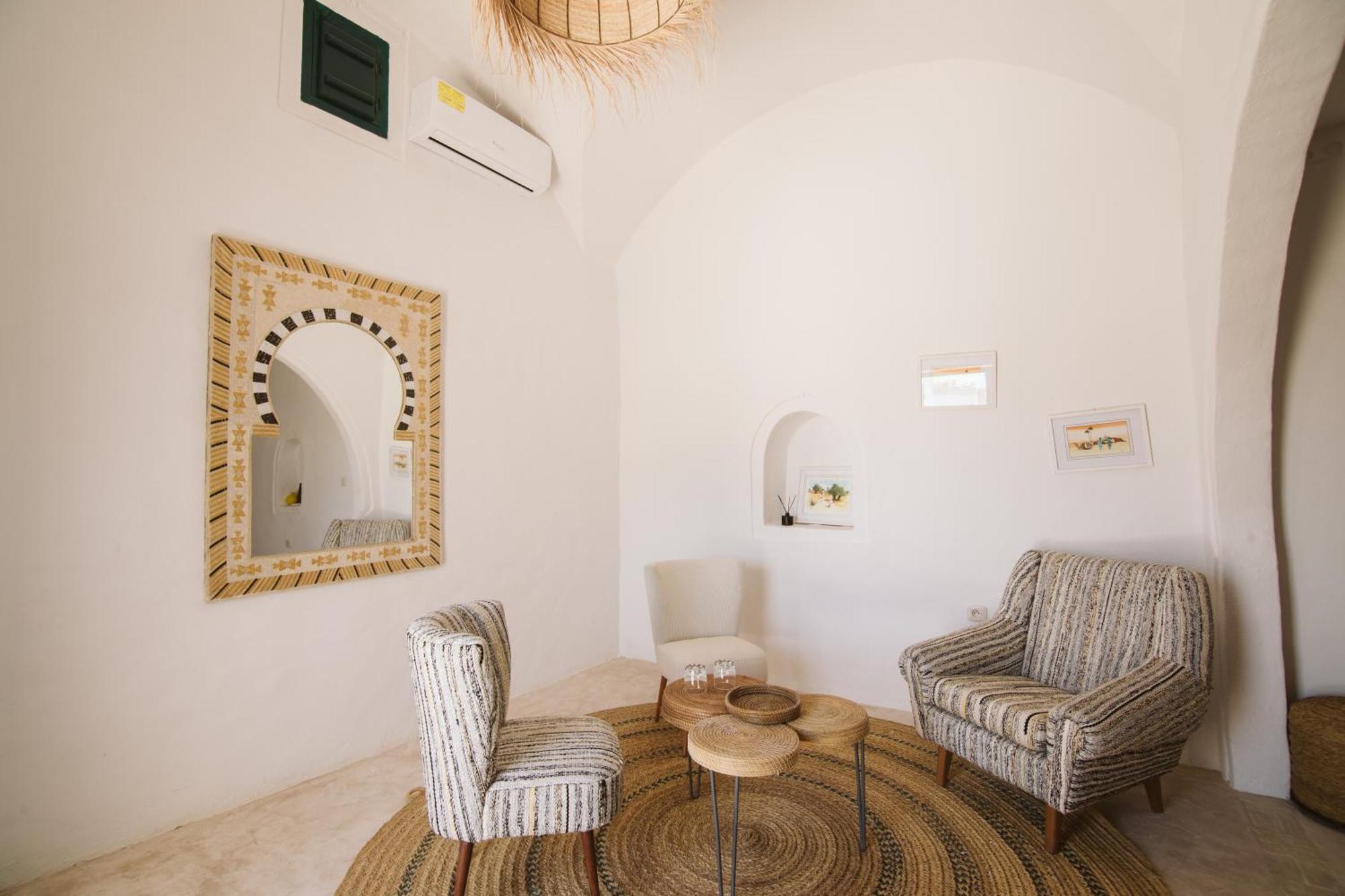 Dar Nael Hotel Houmt Souk  Exterior photo